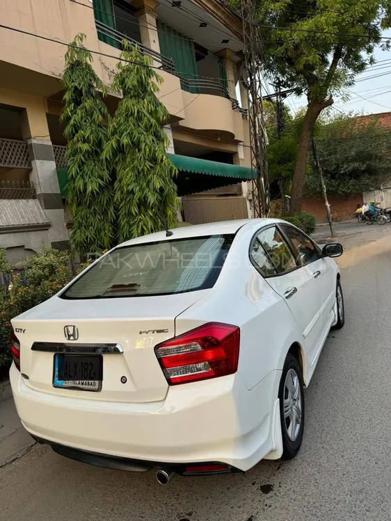 Honda City 2018 for Sale in Okara Image-1
