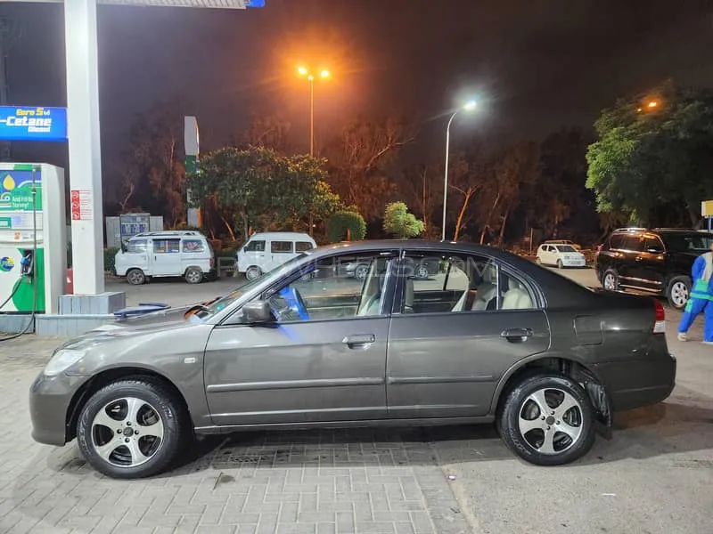 Honda Civic 2005 for Sale in Karachi Image-1