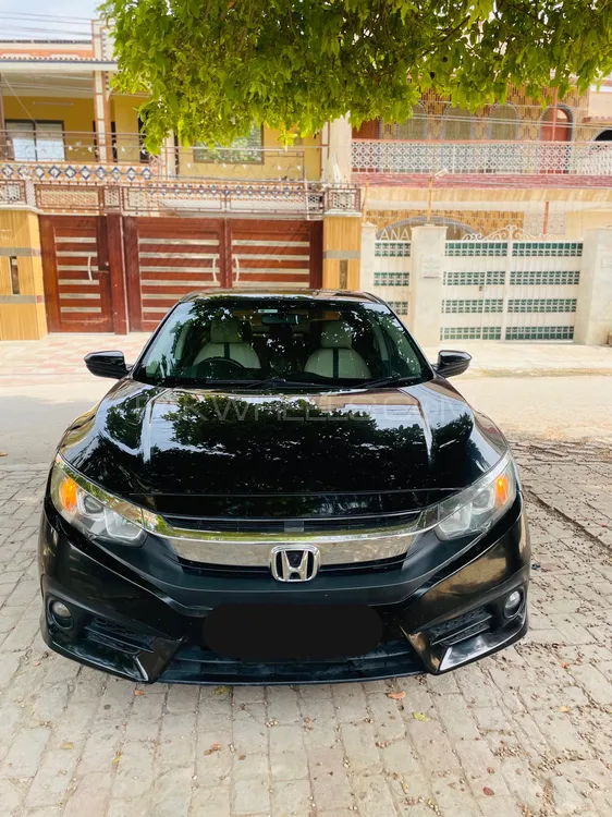 Honda Civic 2017 for Sale in Multan Image-1