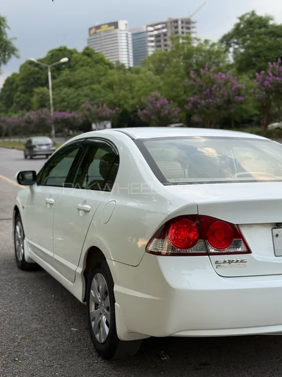 Honda Civic 2011 for Sale in Islamabad Image-1