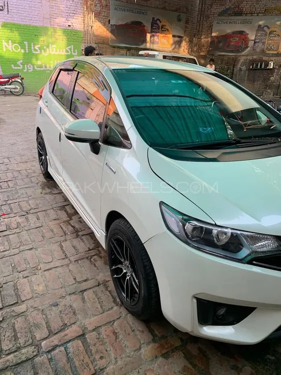 Honda Fit 2014 for Sale in Islamabad Image-1