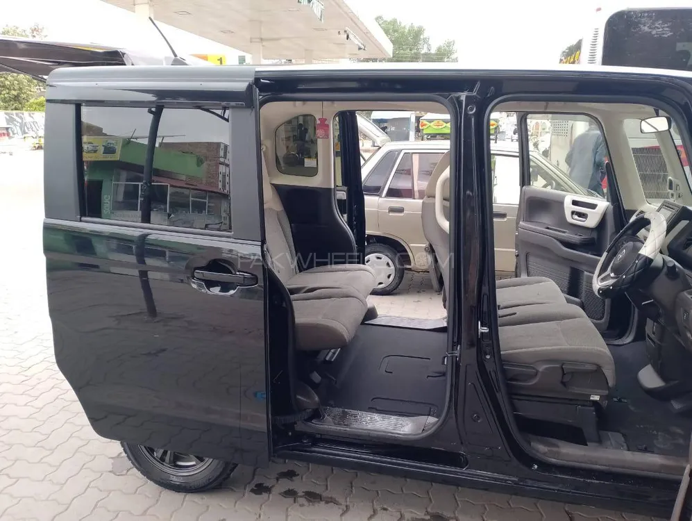 Honda N Box 2023 for Sale in Faisalabad Image-1