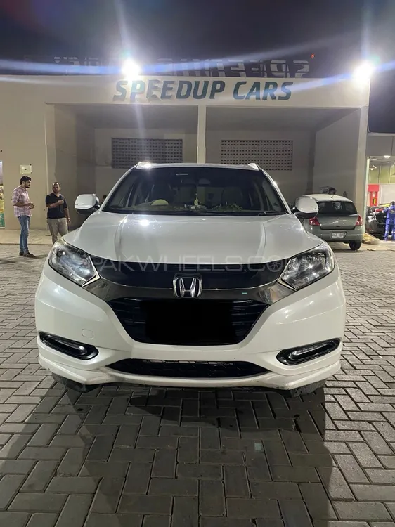 Honda Vezel 2016 for Sale in Karachi Image-1