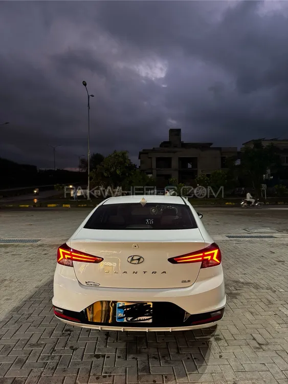 Hyundai Elantra 2021 for Sale in Islamabad Image-1