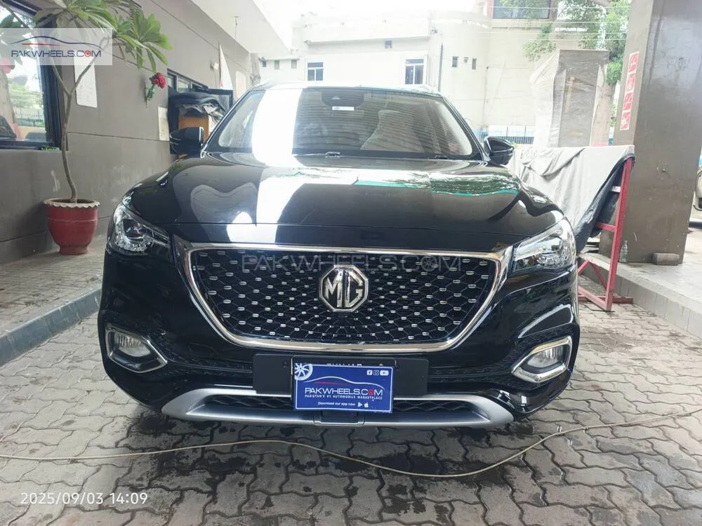 MG HS 2024 for Sale in Lahore Image-1