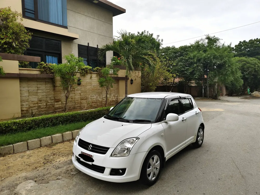 Suzuki Swift 2019 for Sale in Karachi Image-1