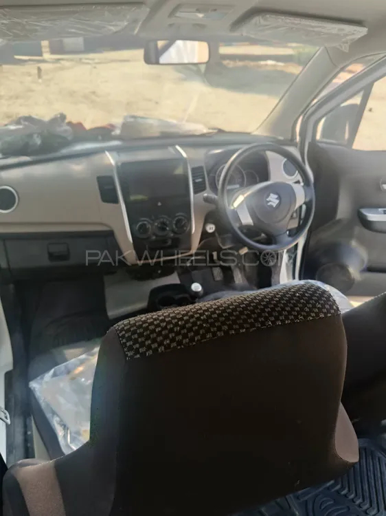 Suzuki Wagon R 2024 for Sale in Bhakkar Suzuki Wagon R 2024 for Sale in Bhakkar Image-5