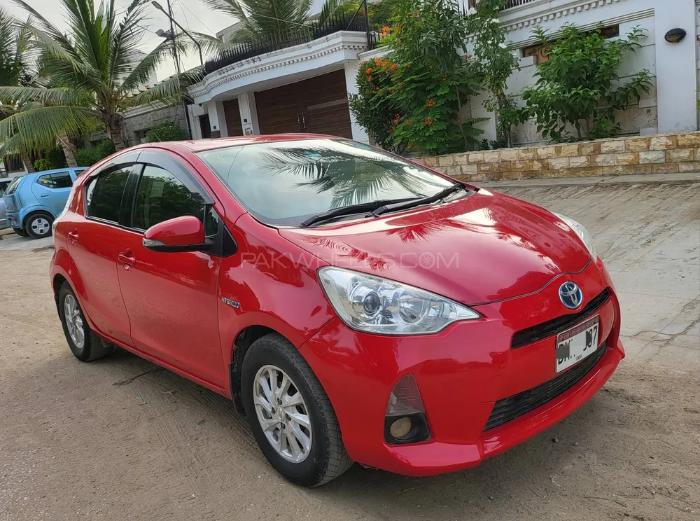 Toyota Aqua 2014 for Sale in Karachi Image-1