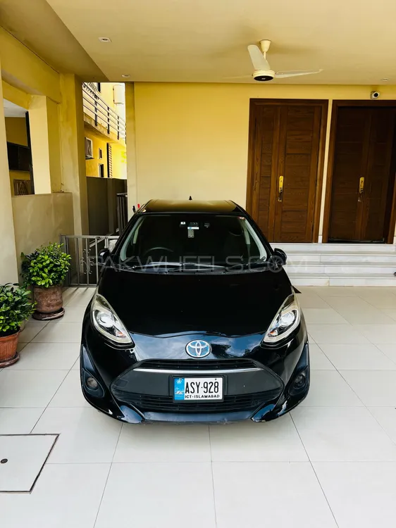 Toyota Aqua 2017 for Sale in Islamabad Image-1