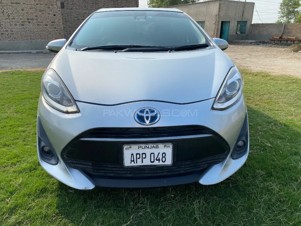 Toyota Aqua 2019 for Sale in Kot addu Image-1