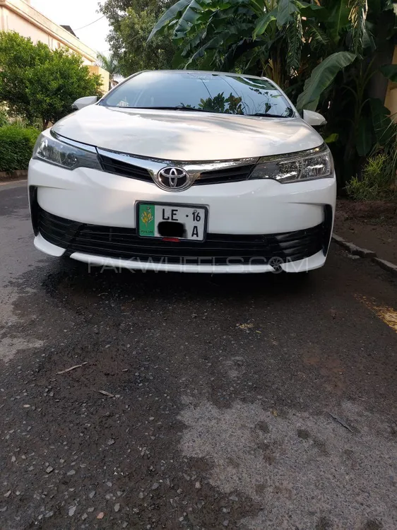 Toyota Corolla 2016 for Sale in Lahore Image-1