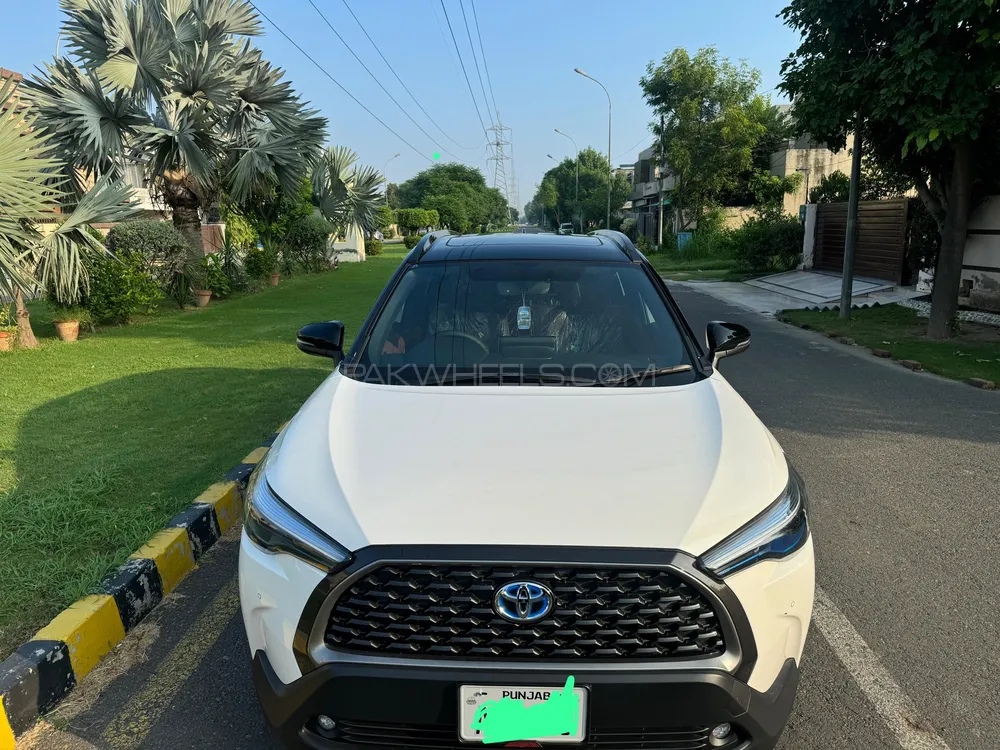Toyota Corolla Cross 2024 for Sale in Lahore Image-1
