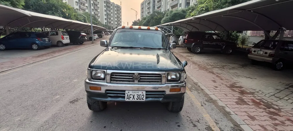 Toyota Hilux 1997 for Sale in Lahore Image-1