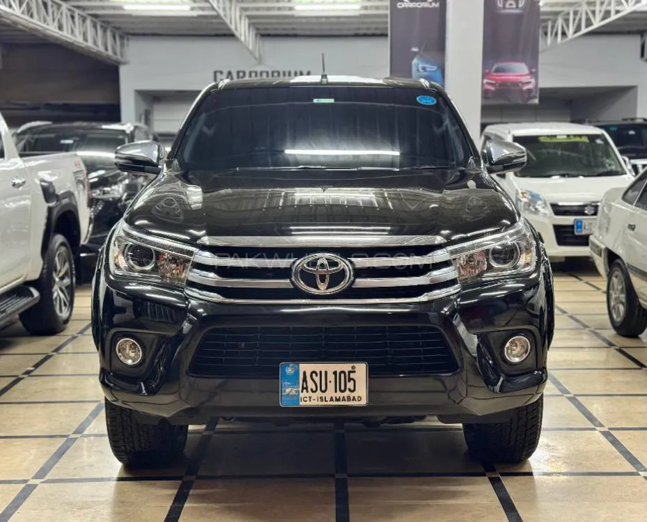 Toyota Hilux 2021 for Sale in Peshawar Image-1