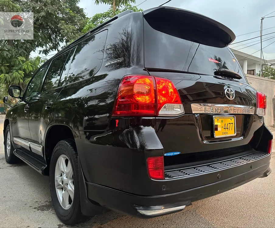 Toyota Land Cruiser 2011 for Sale in Karachi Toyota Land Cruiser 2011 for Sale in Karachi Image-7