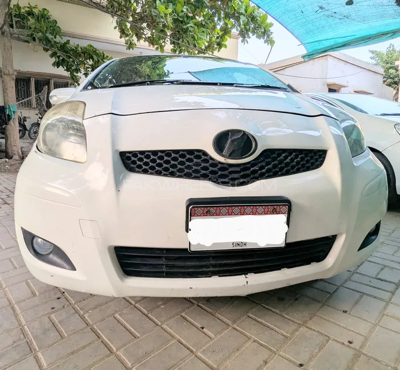 Toyota Vitz 2009 for Sale in Karachi Image-1