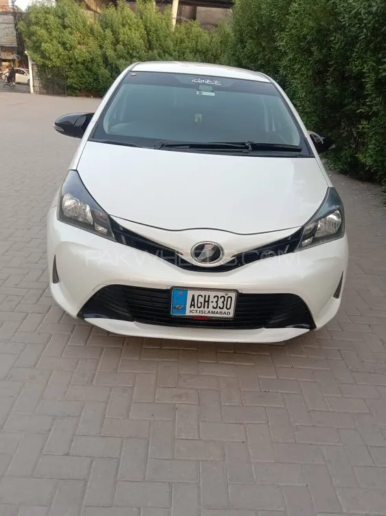 Toyota Vitz 2016 for Sale in Islamabad Image-1