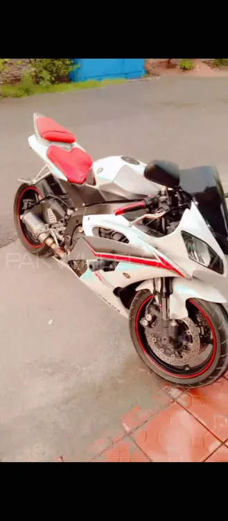 Yamaha YZF-R6 2009 for Sale Image-1