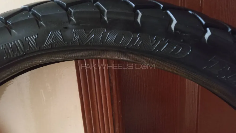 70 tyre for sale used Image-1