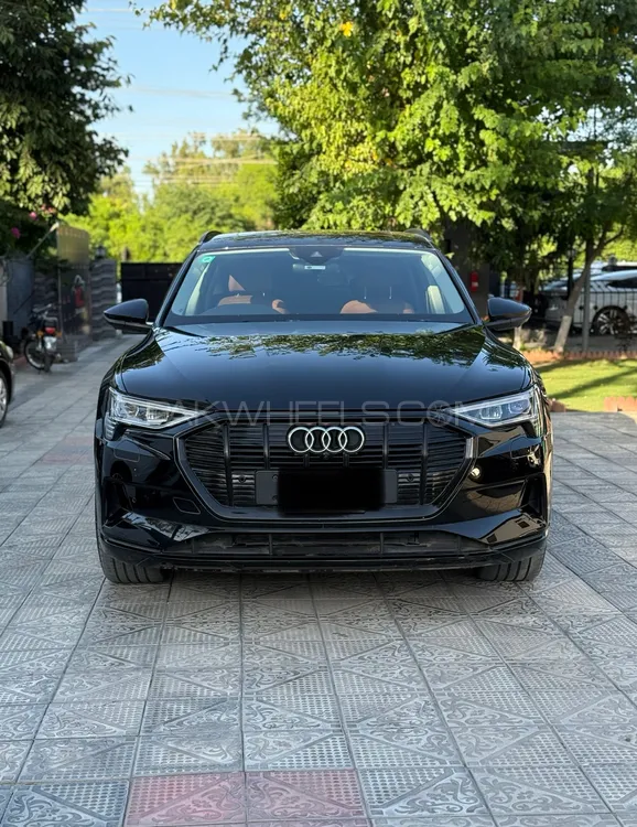Audi Q8 e-tron 2023 for Sale in Islamabad Image-1