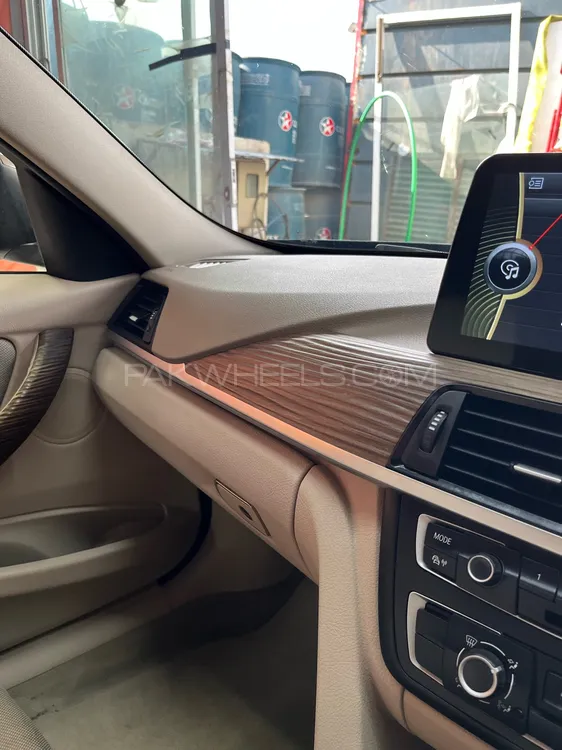 BMW 3 Series 2013 for Sale in Islamabad BMW 3 Series 2013 for Sale in Islamabad Image-17