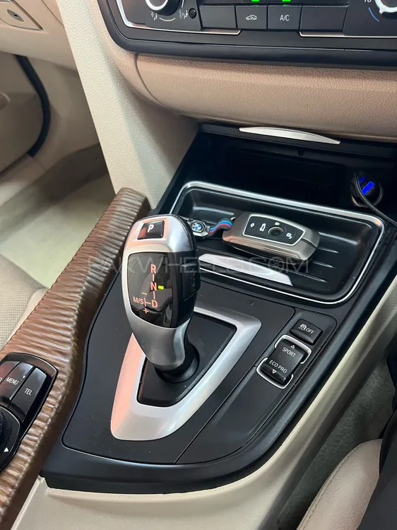 BMW 3 Series 2013 for Sale in Islamabad BMW 3 Series 2013 for Sale in Islamabad Image-16