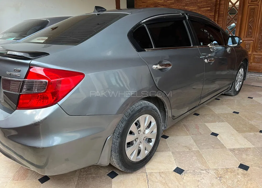 Honda Civic 2013 for Sale in Rawalpindi Honda Civic 2013 for Sale in Rawalpindi Image-3