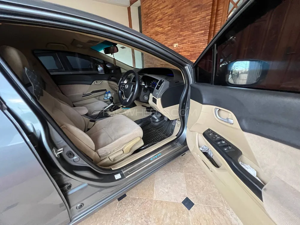 Honda Civic 2013 for Sale in Rawalpindi Honda Civic 2013 for Sale in Rawalpindi Image-15