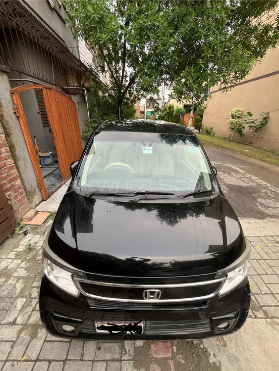 Honda N Wgn 2018 for Sale in Lahore Image-1