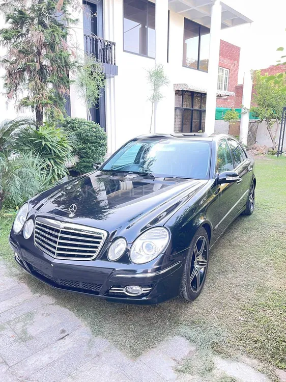 Mercedes Benz E Class 2006 for Sale in Lahore Image-1