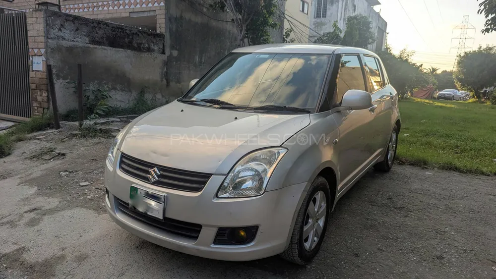 Suzuki Swift 2010 for Sale in Lahore Image-1