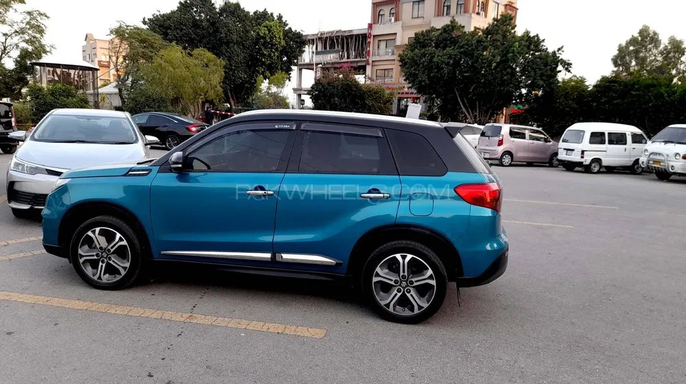 Suzuki Vitara 2017 for Sale in Islamabad Image-1