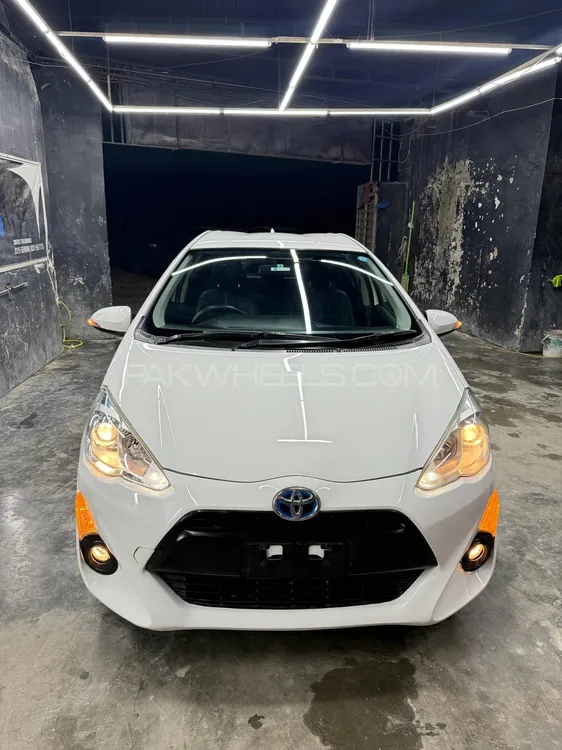 Toyota Aqua 2015 for Sale in Islamabad Image-1