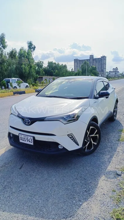 Toyota C-HR 2019 for Sale in Islamabad Image-1