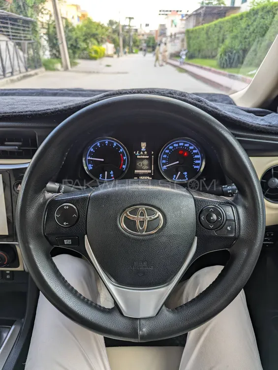 Toyota Corolla 2018 for Sale in Rawalpindi Toyota Corolla 2018 for Sale in Rawalpindi Image-8