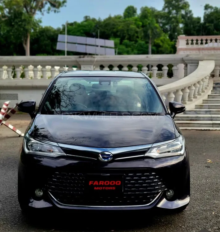 Toyota Corolla Axio 2016 for Sale in Lahore Image-1