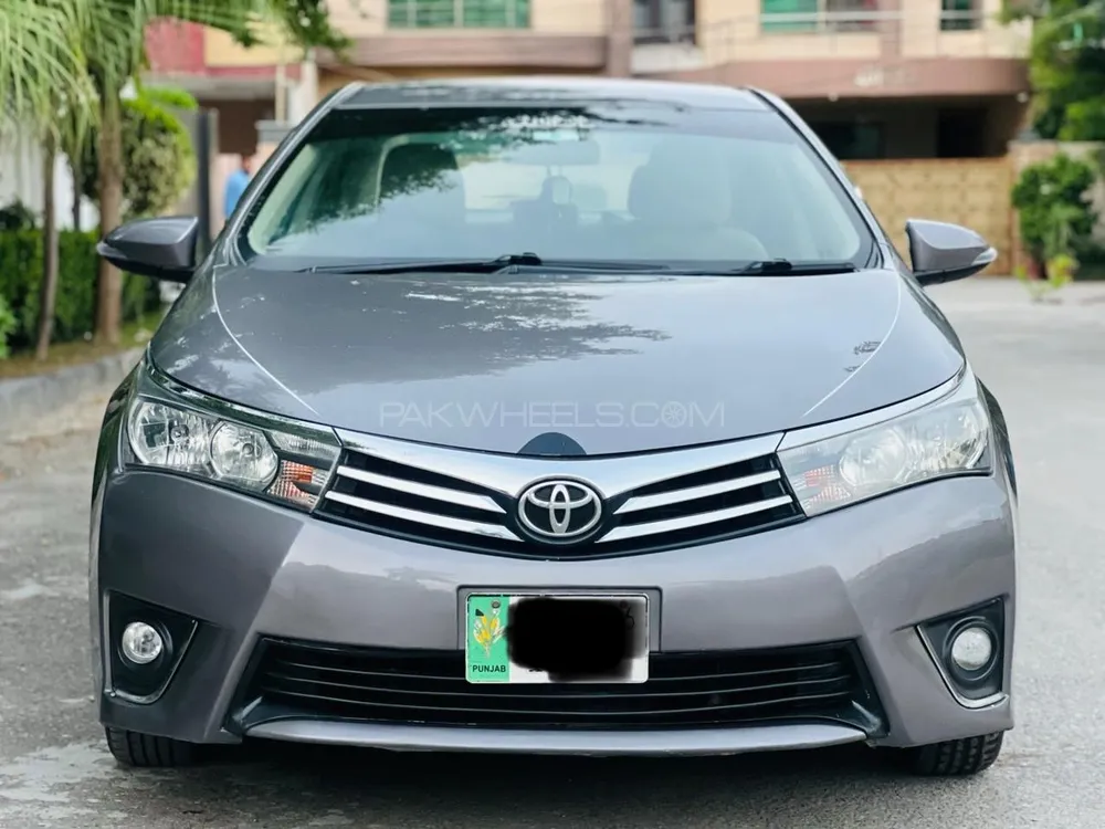Toyota Corolla 2016 for Sale in Faisalabad Image-1