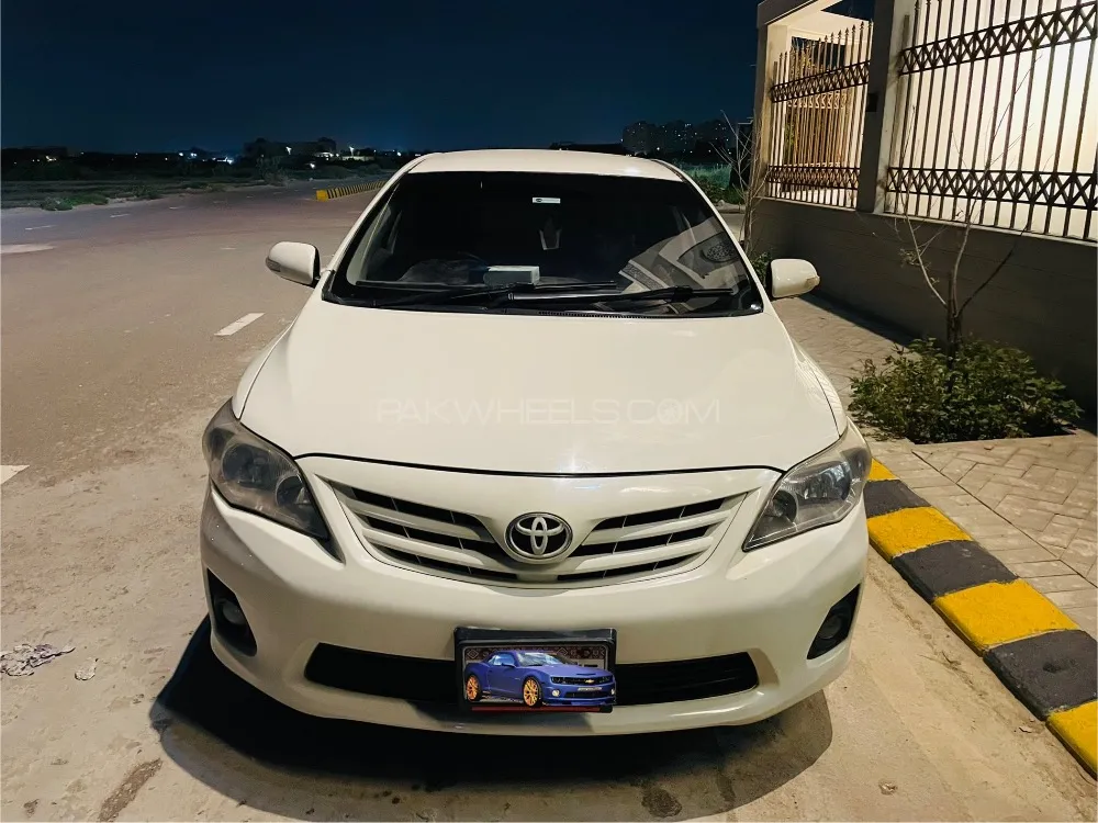 Toyota Corolla 2011 for Sale in Karachi Image-1
