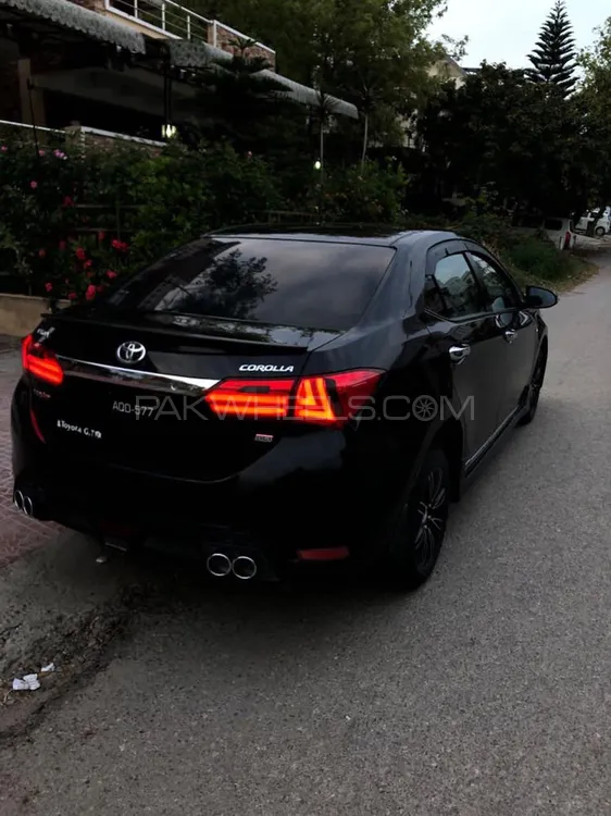 Toyota Corolla 2015 for Sale in Islamabad Image-1