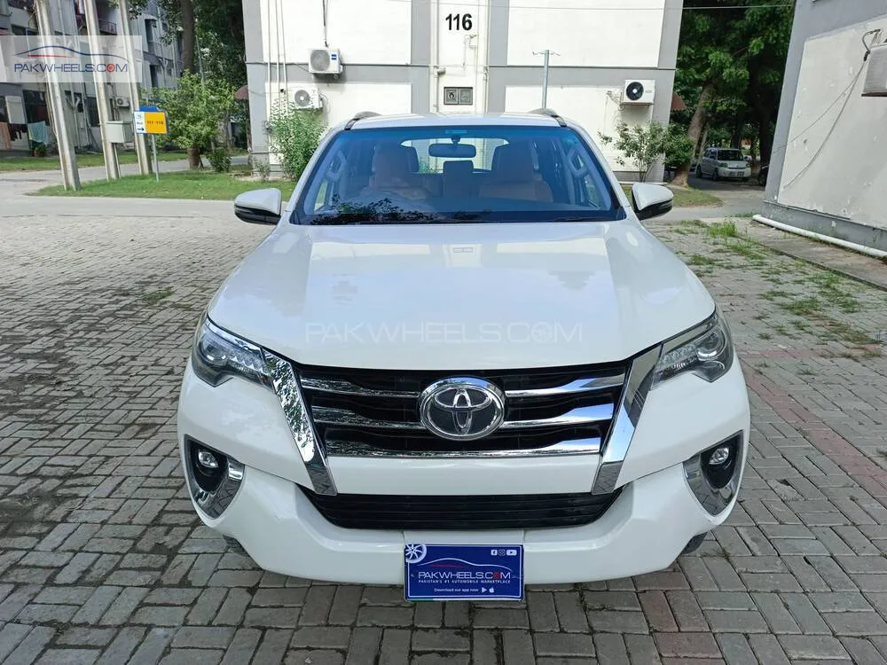 Toyota Fortuner 2019 for Sale in Lahore Image-1