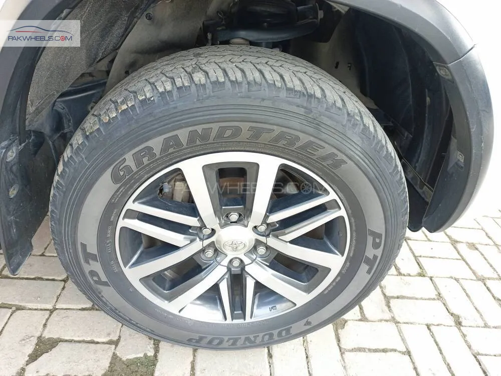 Toyota Fortuner 2019 for Sale in Lahore Toyota Fortuner 2019 for Sale in Lahore Image-14