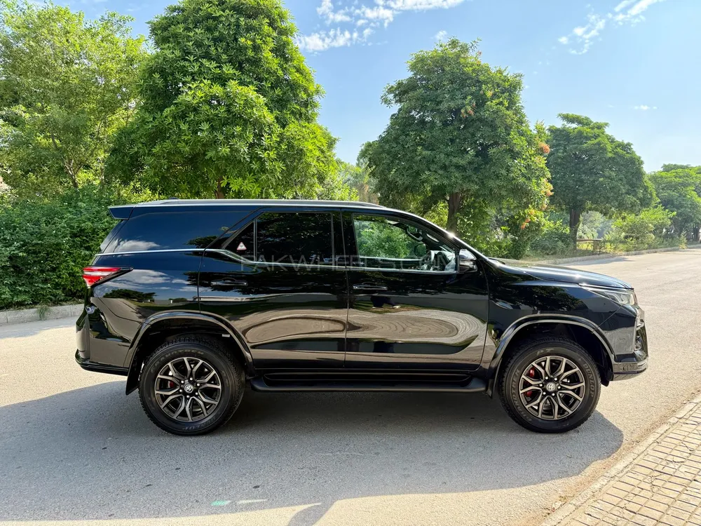 Toyota Fortuner 2024 for Sale in Islamabad Image-1