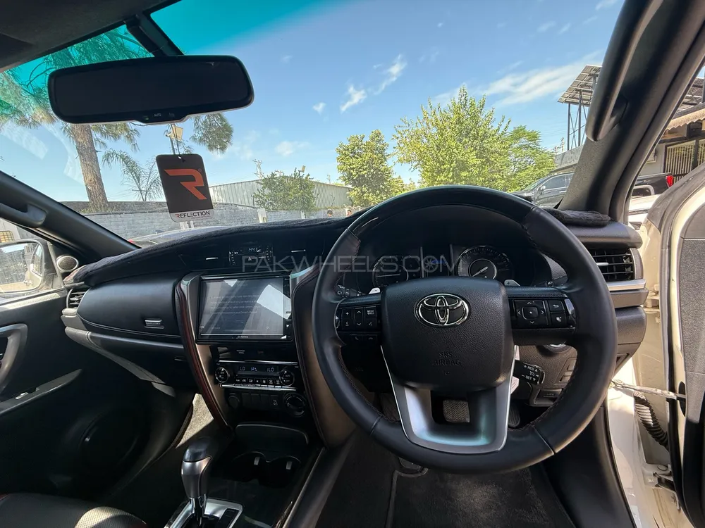 Toyota Fortuner 2022 for Sale in Islamabad Toyota Fortuner 2022 for Sale in Islamabad Image-9