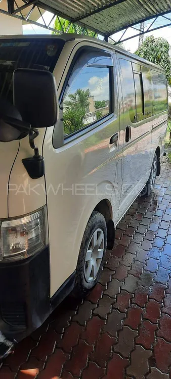 Toyota Hiace 2014 for Sale in Lahore Image-1