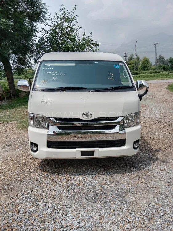Toyota Hiace 2020 for Sale in Peshawar Image-1