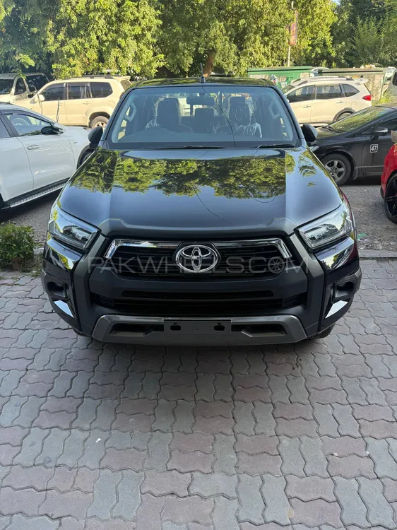 Toyota Hilux 2024 for Sale in Islamabad Image-1