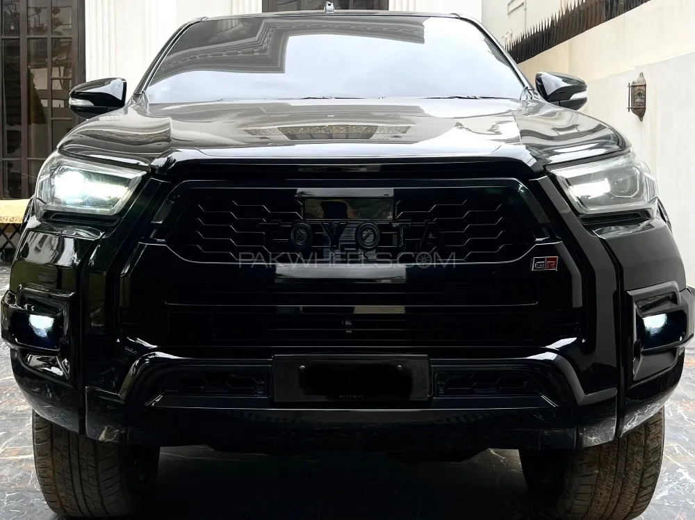 Toyota Hilux 2019 for Sale in Karachi Image-1