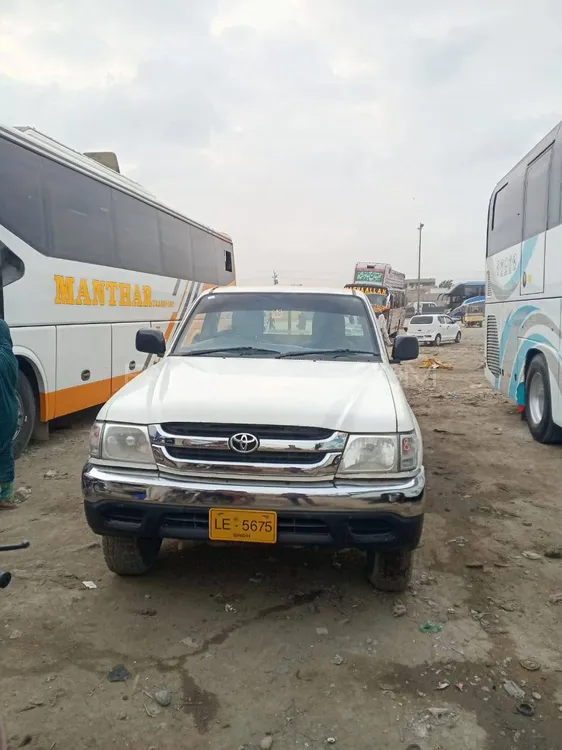 Toyota Hilux 2005 for Sale in Karachi Image-1