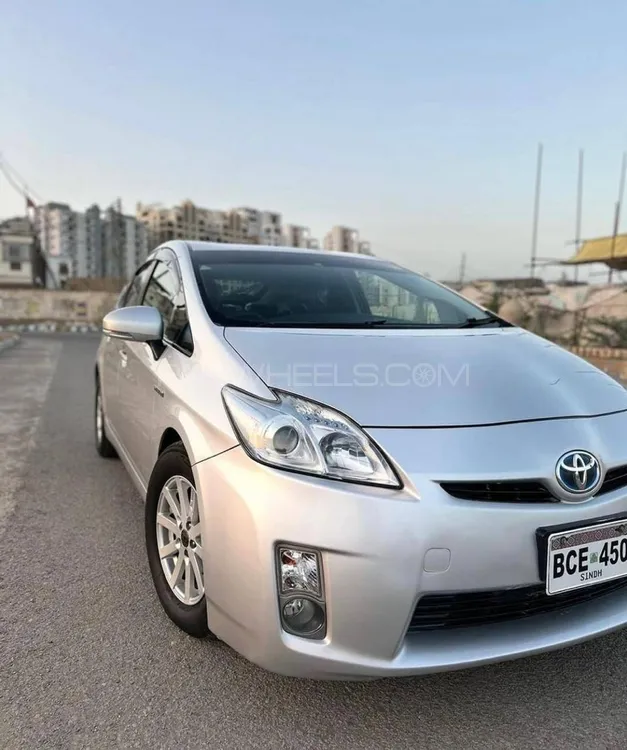ٹویوٹا پریوس 2011 for Sale in حیدرآباد Image-1