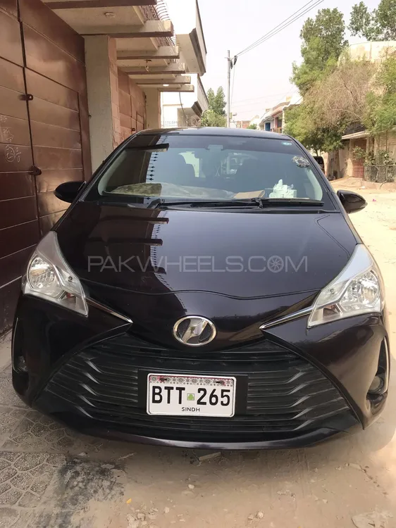 Toyota Vitz 2018 for Sale in Karachi Image-1